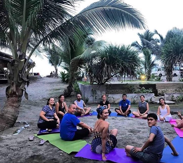 North Shore Surf Camp Hotell Baler Exteriör bild